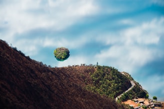 landscale photography of mountain