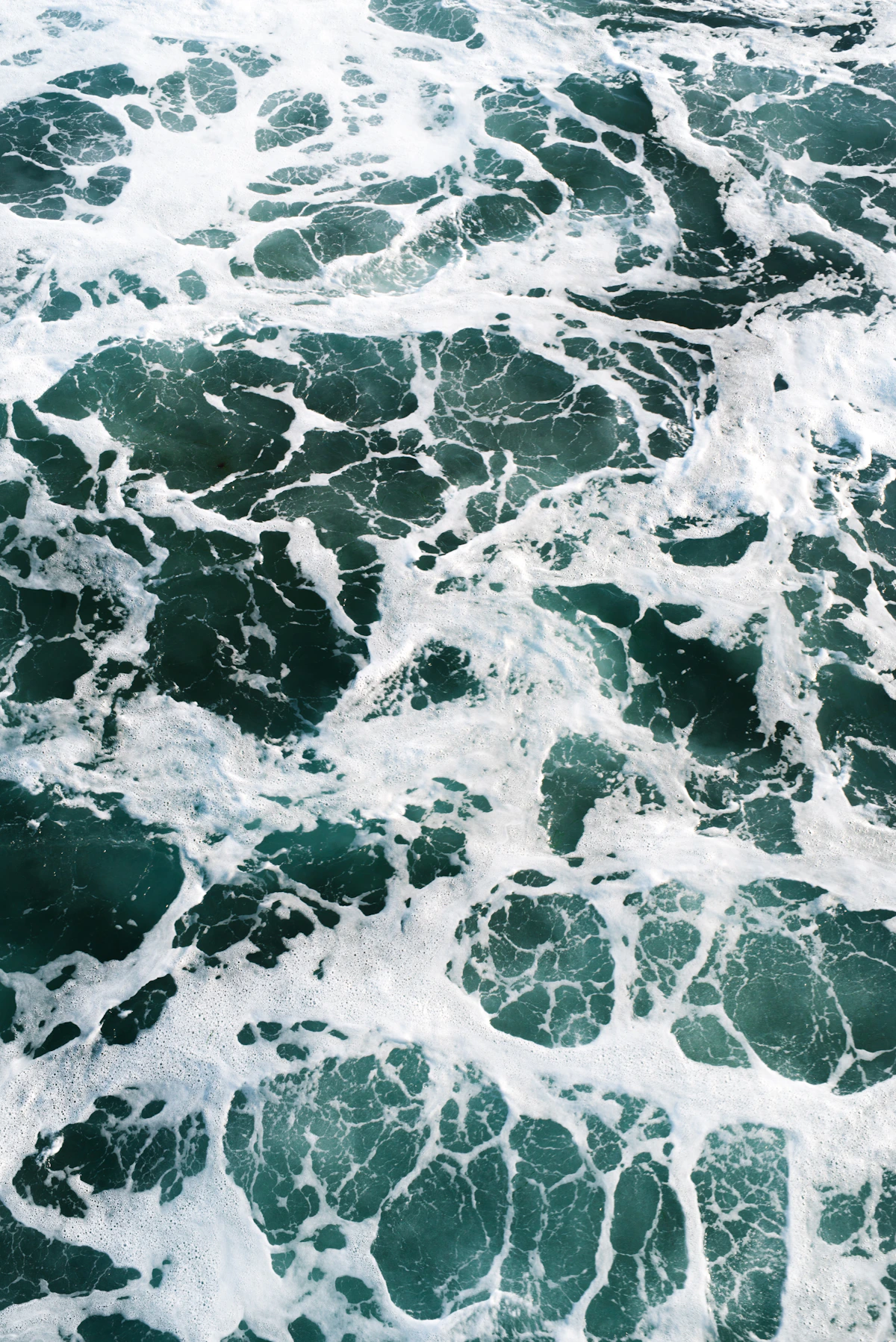 Ocean Macro Texture iOS 27 Wallpaper