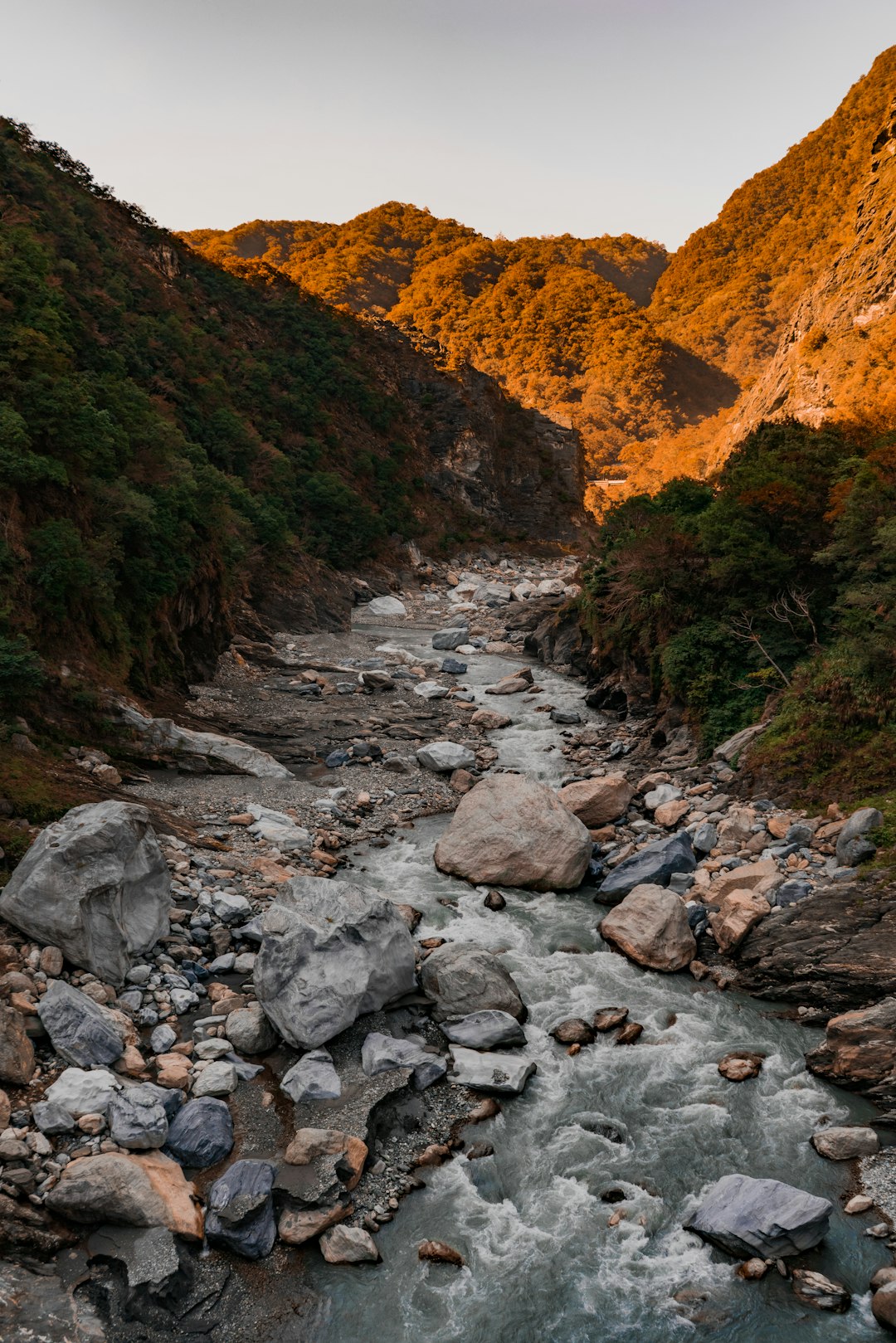 photo of Yuewangting Stream near Hualien