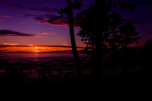 A vibrant sunset over the Riviera Maya, showcasing beautiful colors.