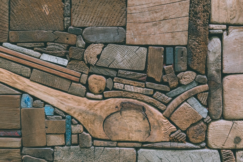 fotografia de alto ângulo de tijolos de madeira marrom