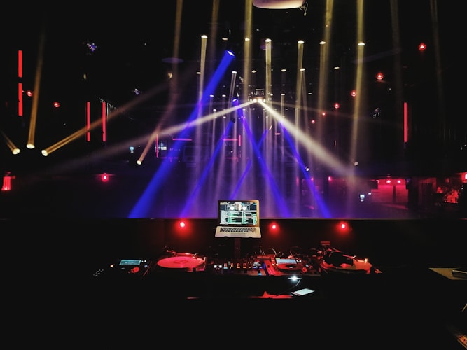 Naples — Downtown district