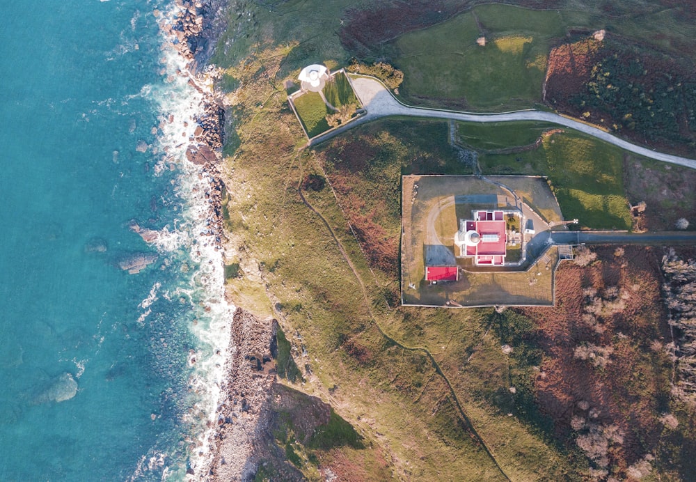 bird's eye view of body of water