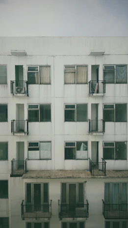 Exterior view of a multi-bedroom HMO property in London, highlighting the kind of homes leased under guaranteed rent agreements.