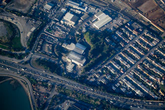 Industrial park near residential neighborhoods in Apodaca, showing job opportunities.
