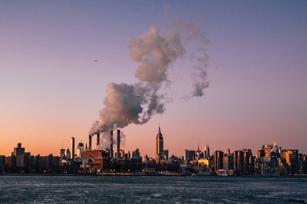 Fotografía panorámica de edificios urbanos