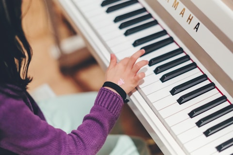 person playing piano