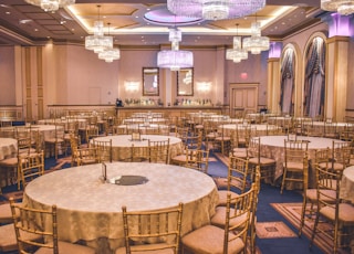 formal dinner table setting