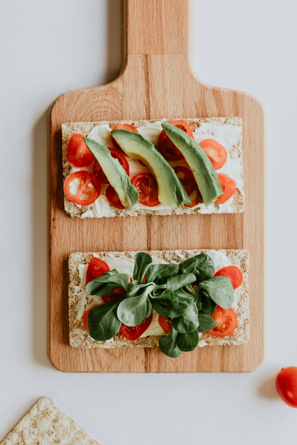 avocado and tomato dish