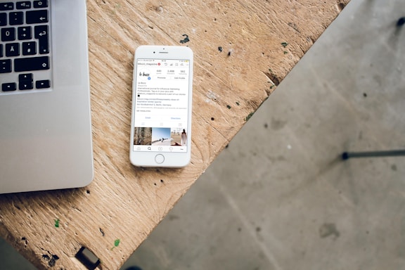 silver iPhone 6 turned on