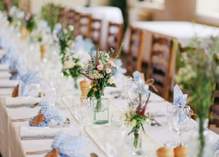 clear wine glass lot on table