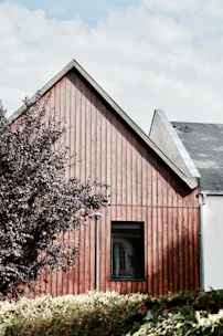 brown wooden house during daytime