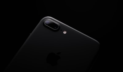 black iphone 7 plus screenshot device google meet background