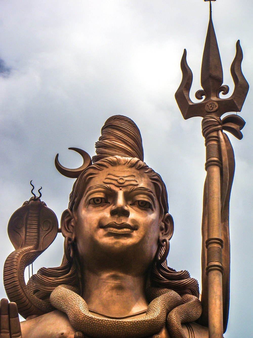 シヴァ神の像