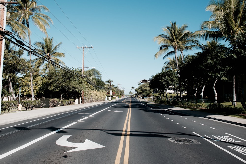 black road during daytime