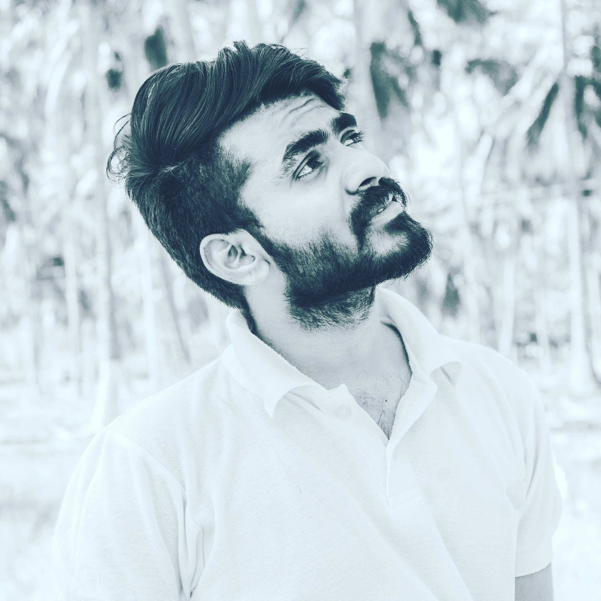 Portrait photo of Royvestor in Cape Town, reflecting his journey from Nigeria to becoming a successful investor.