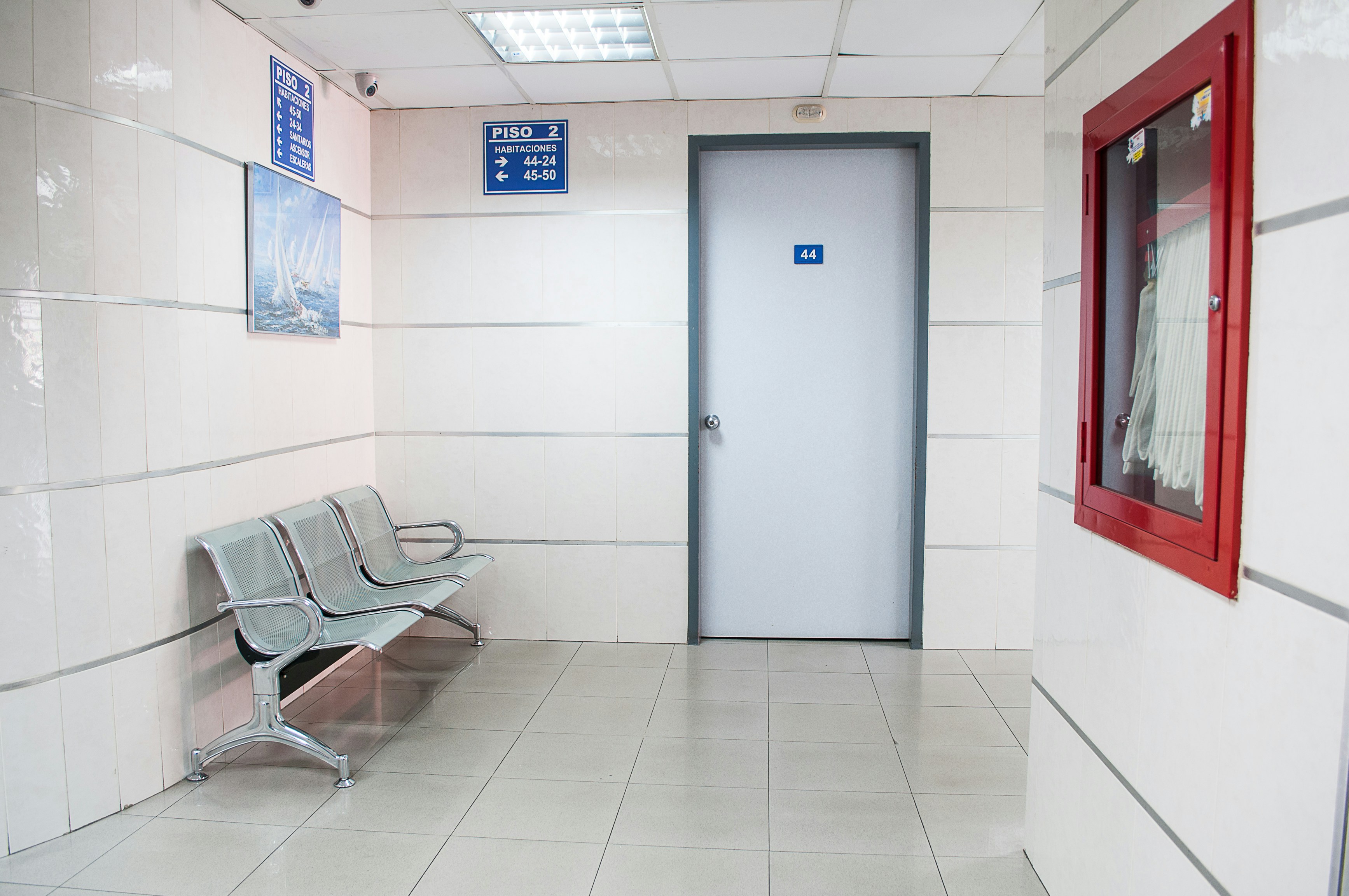 Salle d'attente dans un Hôpital. | Photo : Unsplash