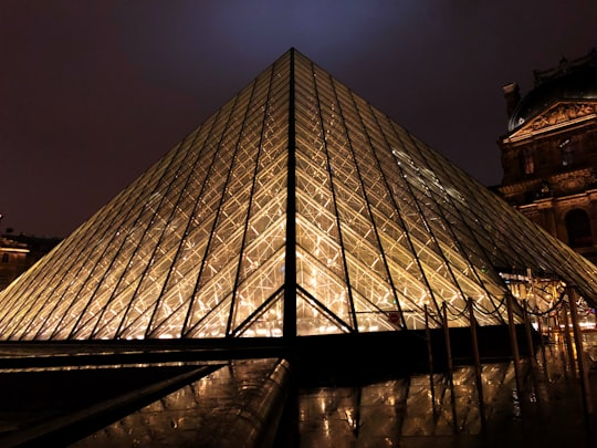 photo of Musée du Louvre Landmark near Paris