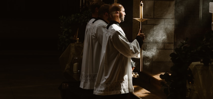 What’s the Difference between Diocesan and Religious Priests?