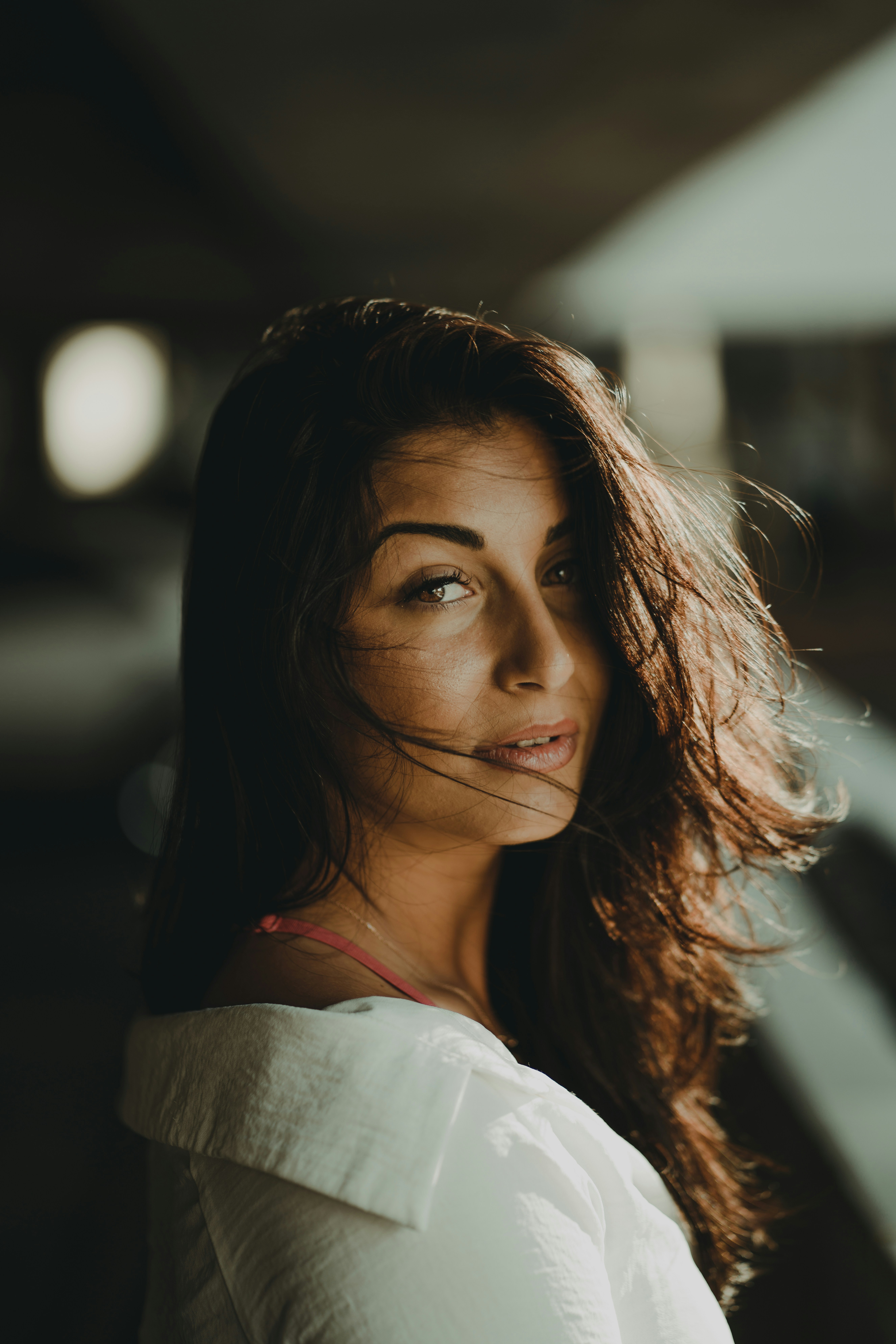 woman wearing white shirt