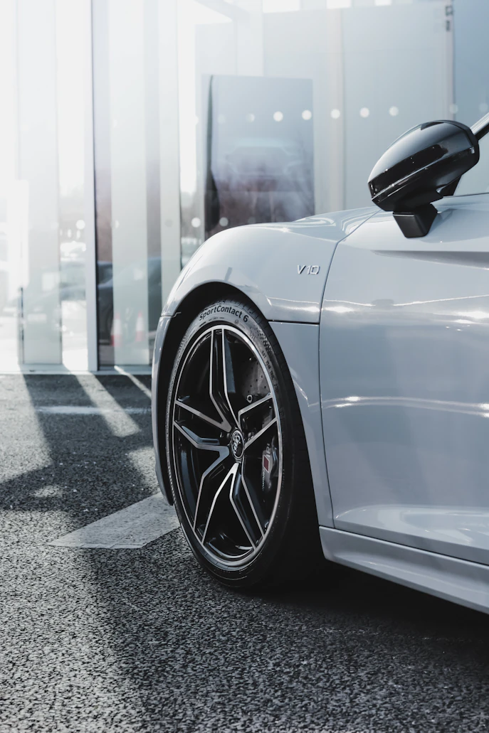 Why First Response Matters in Automotive Sales