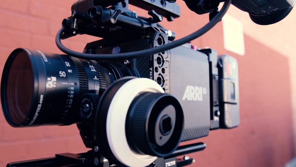 câmera de vídeo profissional Arri preta