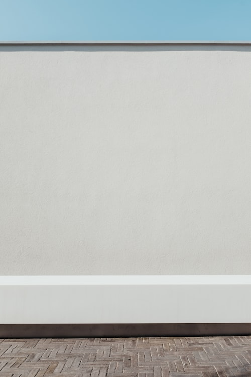 Large format abstract composition in neutral tones