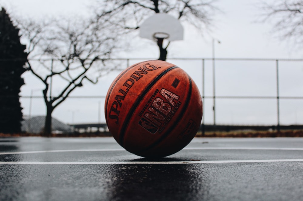 Baloncesto Spalding en la cancha