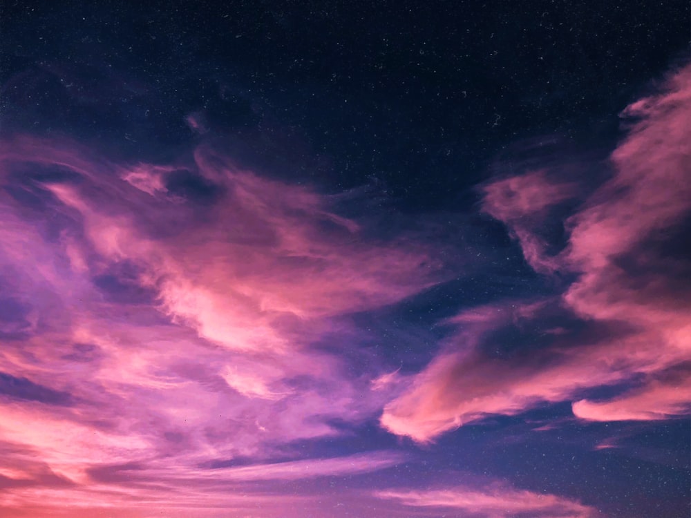 low-angle of cirrus clouds