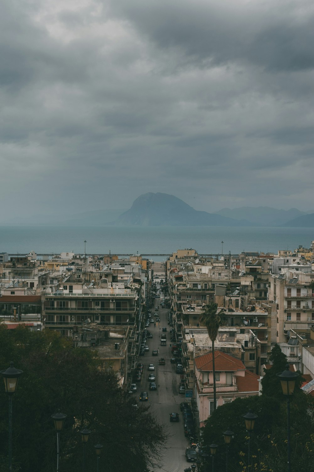 Fotografia a volo d'uccello di edifici