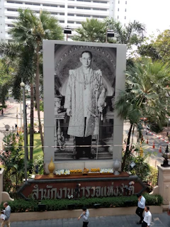 Mark and Dorothy Smith’s portrait displayed at a community event honoring their legacy of generosity