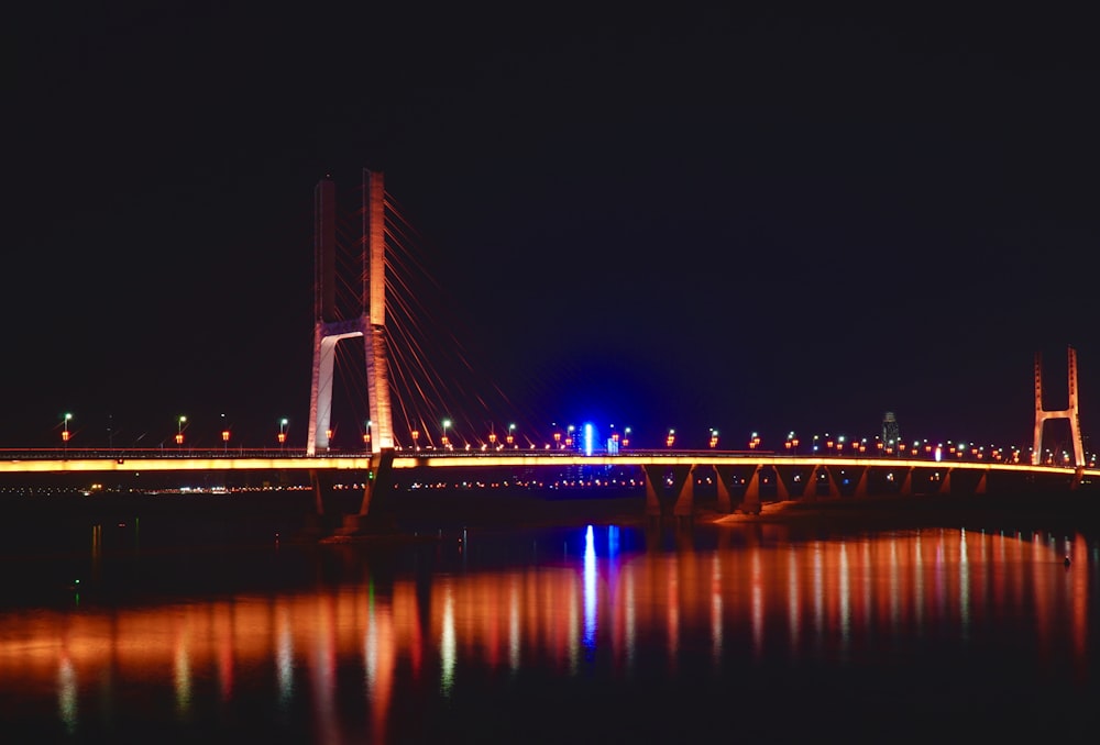 Puente Golden Gate durante la noche