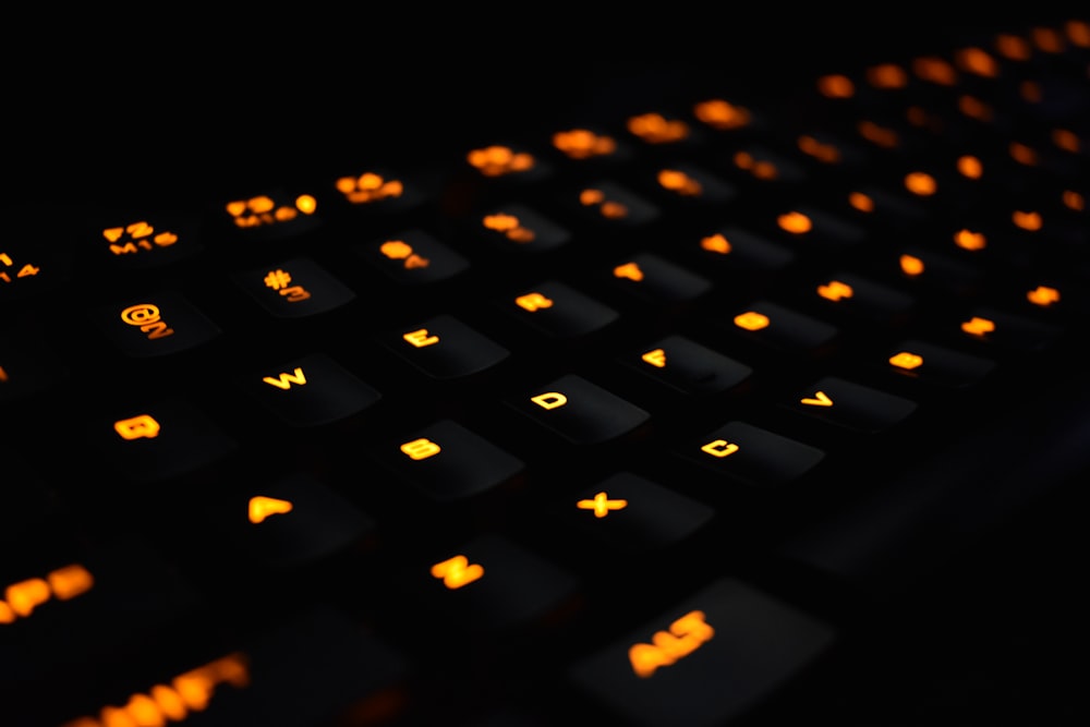 closeup photography of mechanical computer keyboard