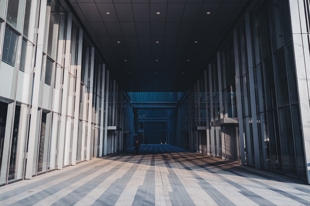 gray and white concrete building