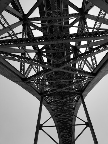 Photo 1520122393012 F4bb776a8fd4?q=85&w=500&h=500&fit=crop