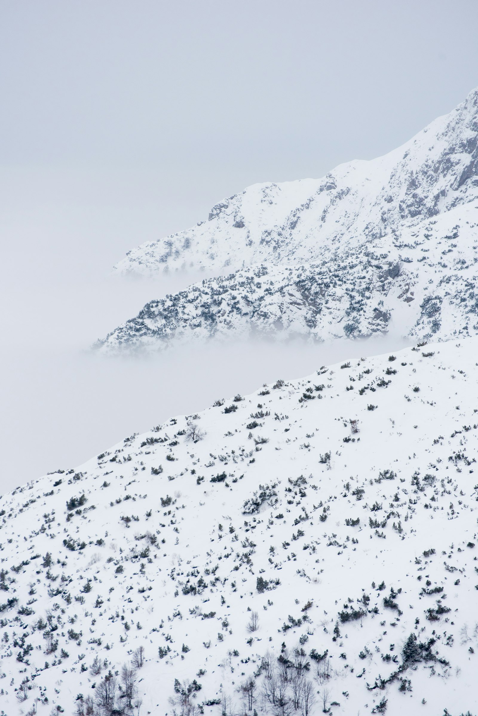 Nikon AF-S Nikkor 70-300mm F4.5-5.6G VR sample photo. Landscape photography of mountain photography