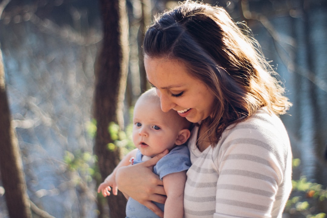 Baby-phone connecté : les meilleurs modèles