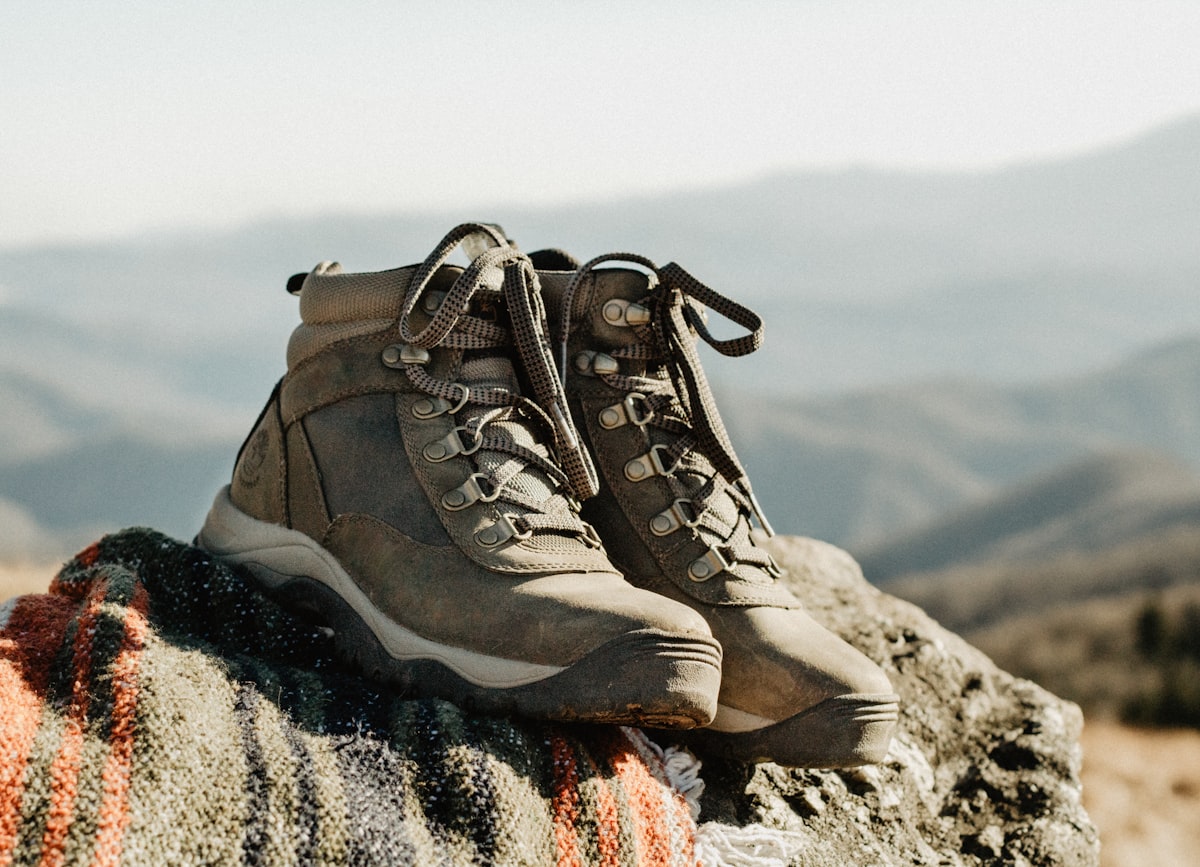 How Long Are Hiking Boot Laces on Average?