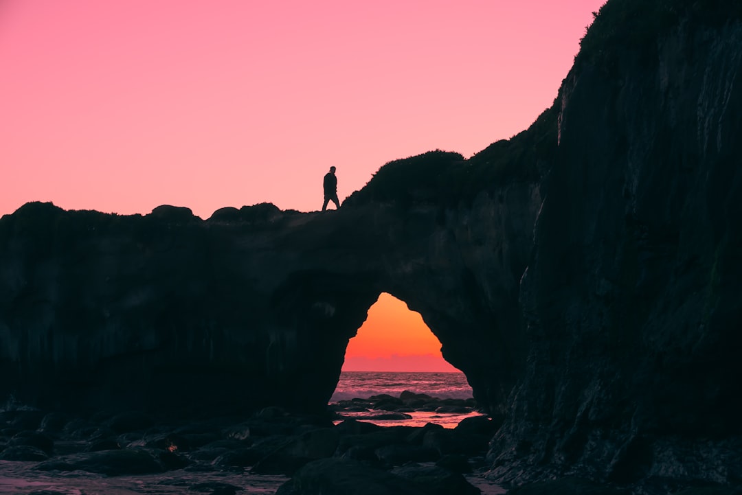 travelers stories about Cliff in Santa Cruz, United States
