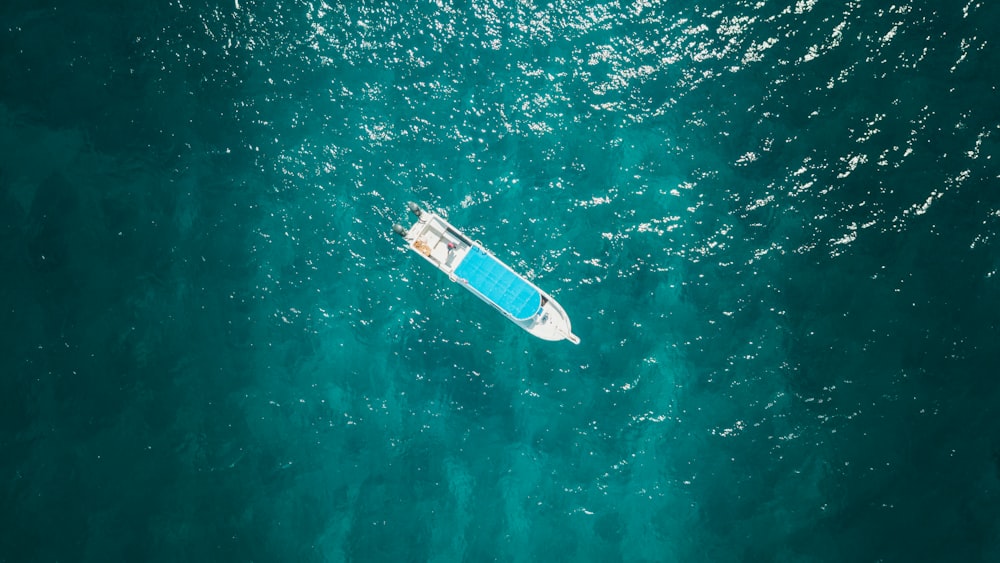 aerial view photography of boat