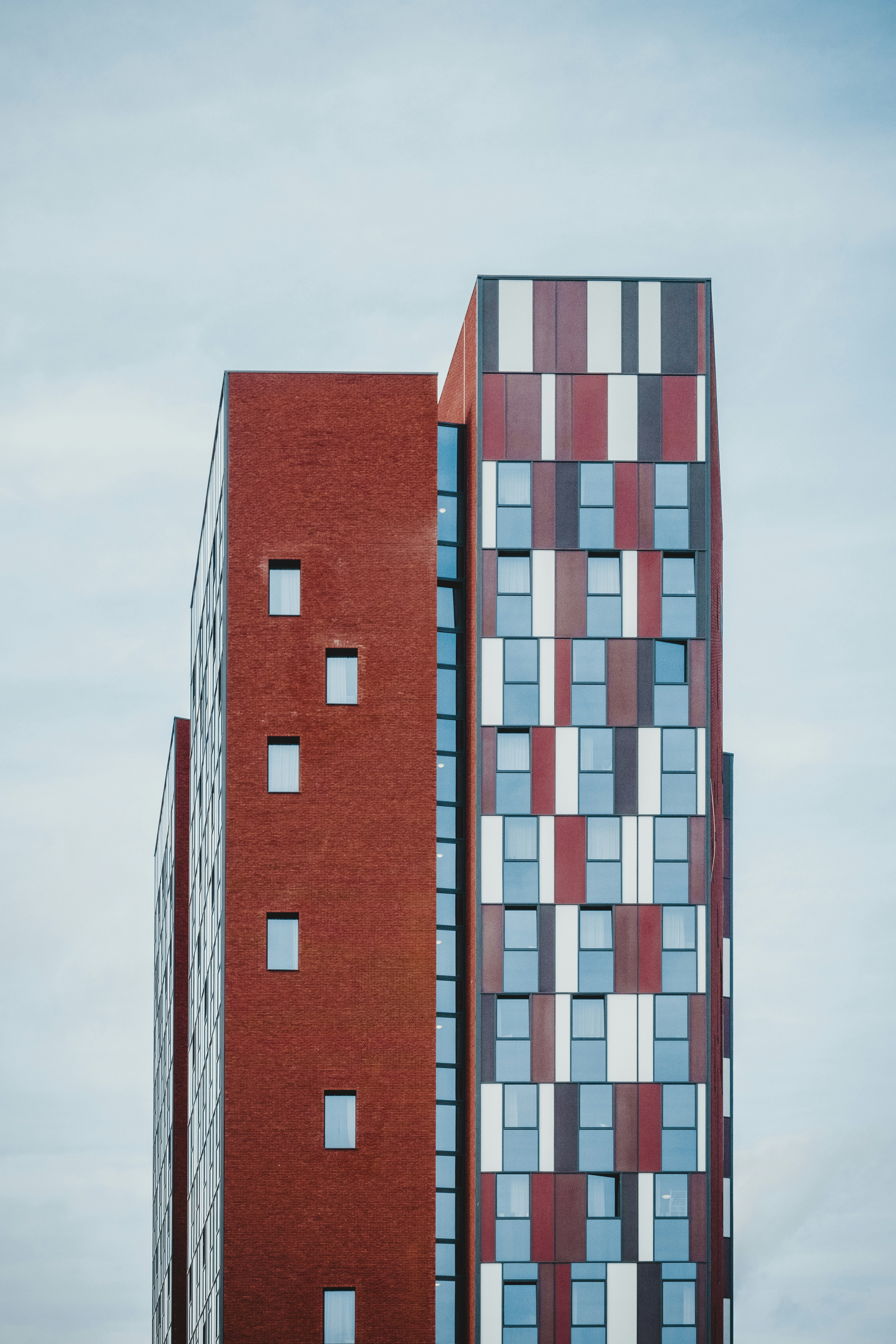 Dollar-Cost Averaging vs. Lump Sum: The Surprising Winner