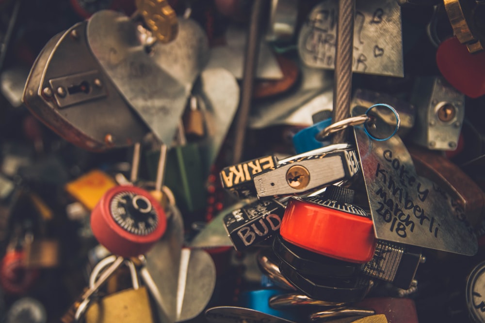 shallow focus of lovelocks