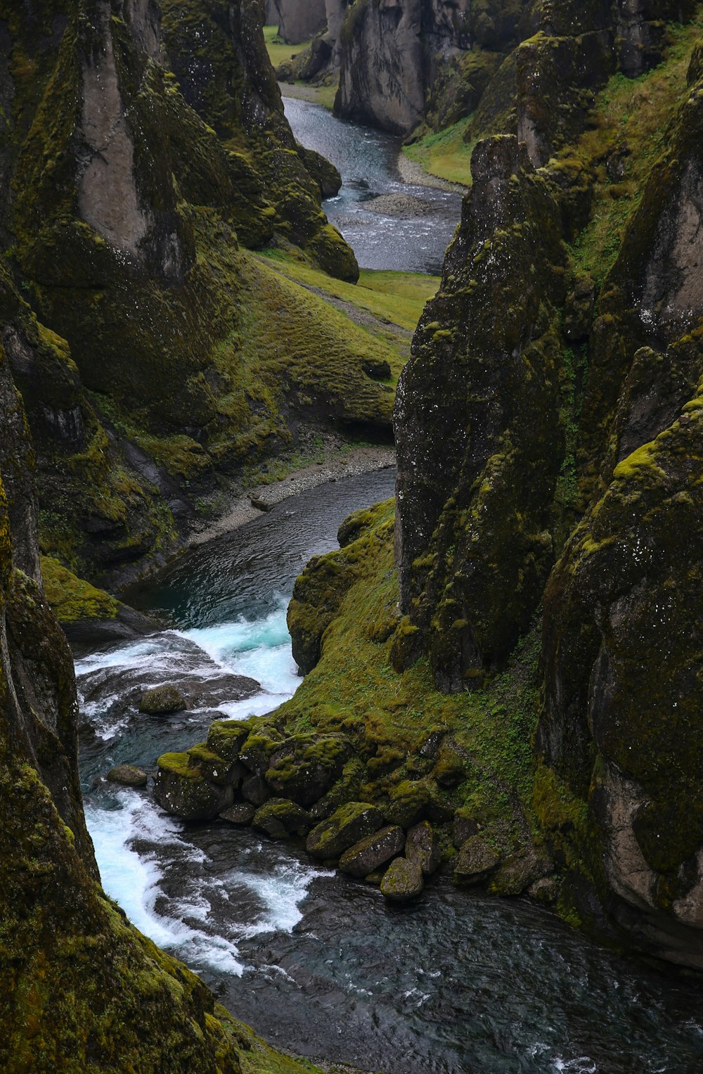 fotografia de riverway