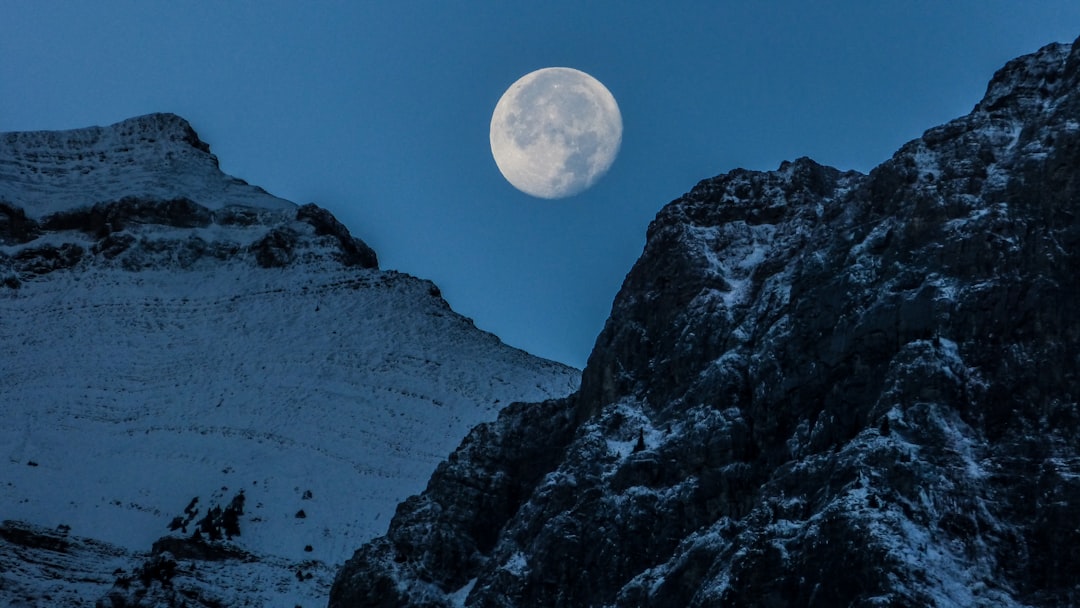 photo of Canmore Mountain near Ha Ling Peak