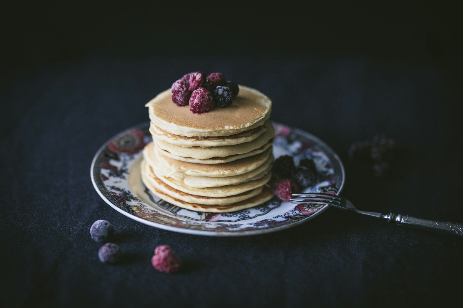 Sigma 85mm F1.4 DG HSM Art sample photo. Pancakes with raspberry toppings photography