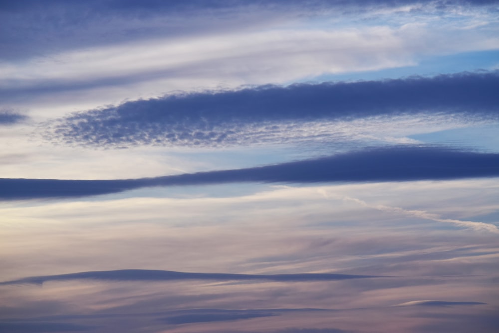 nuages blancs