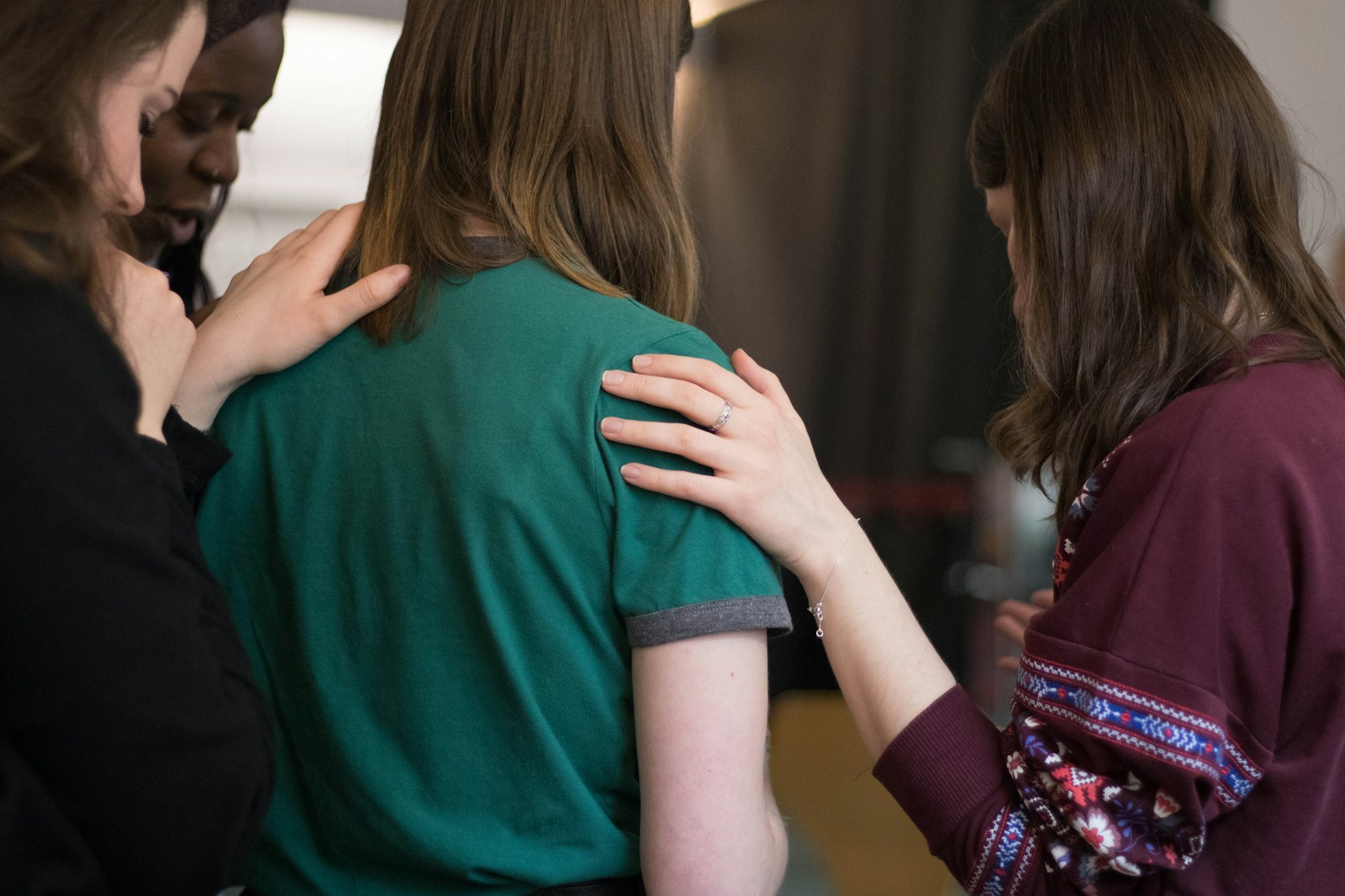 Family Therapy vs. Individual Therapy: Which One is Right for You?