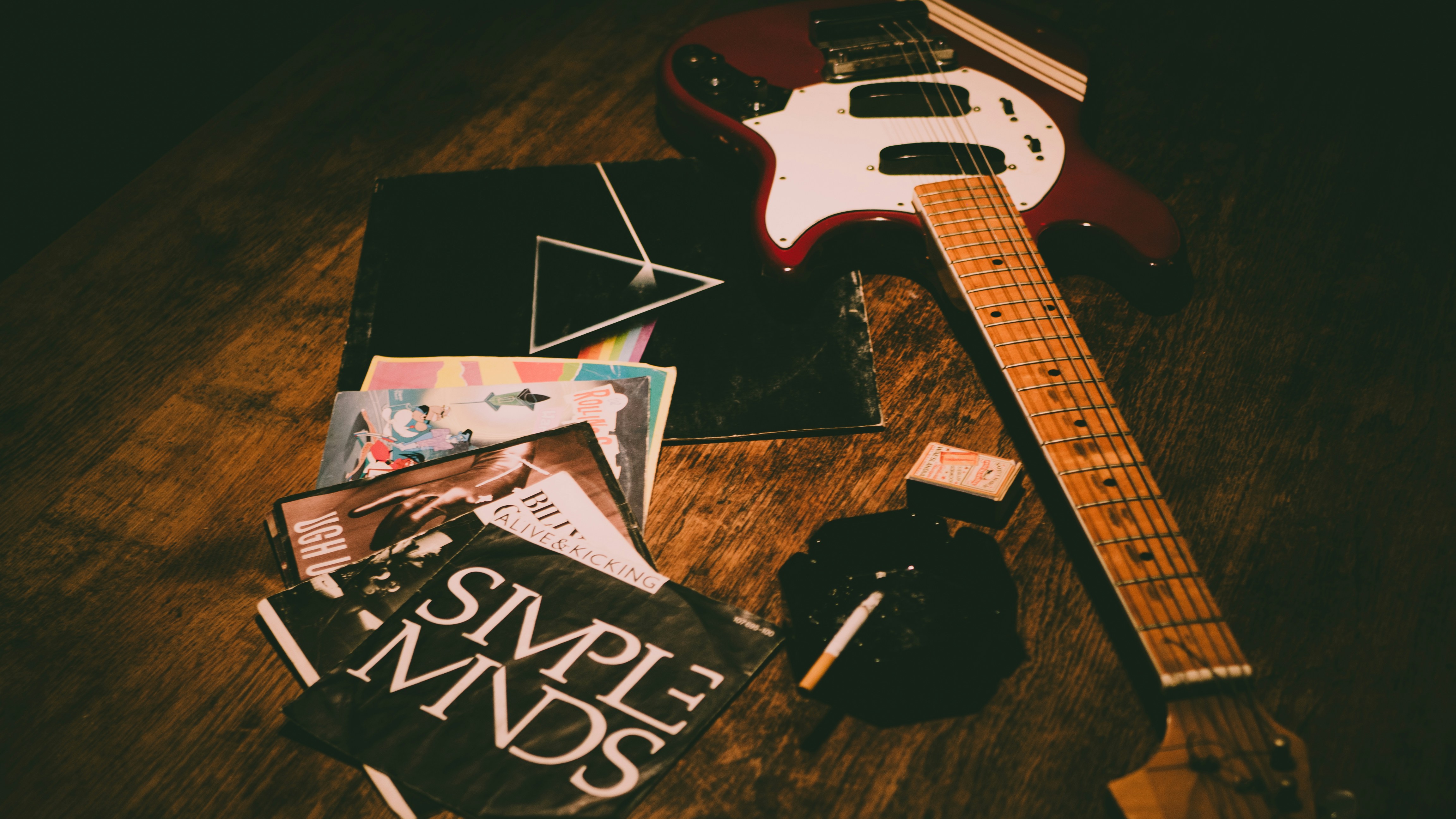 Las guitarras eléctricas y su rol en la construcción del rock clásico: de símbolo rebelde a pieza central de toda una cultura