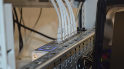 close up photography of mining rig