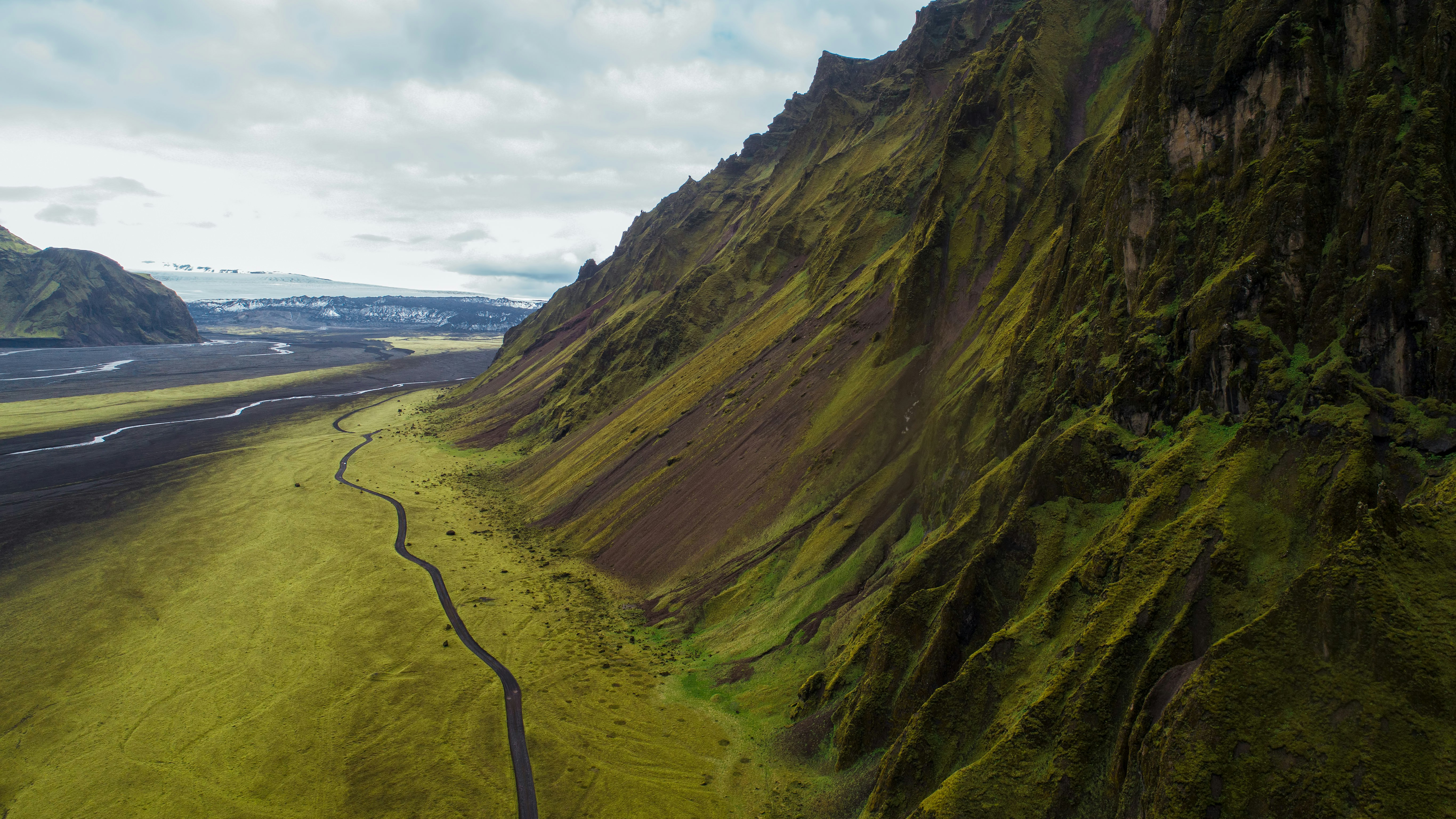 Iceland's Highlands - None